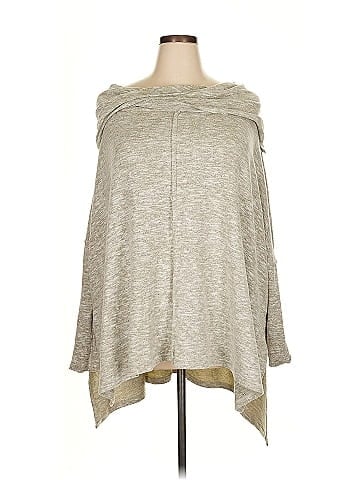 Easel Poncho (view 1)