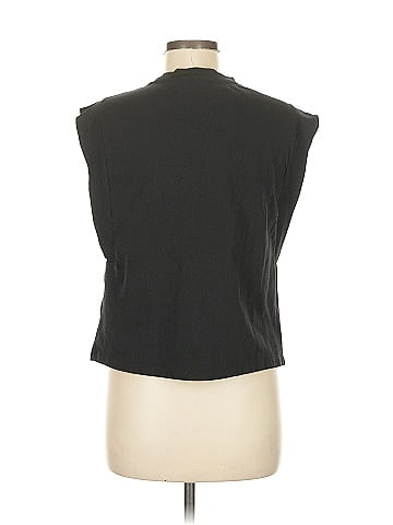 Only Sleeveless Top (view 2)