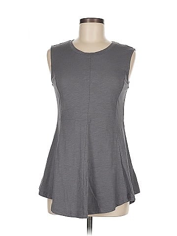 Eri + Ali Sleeveless T-Shirt (view 1)