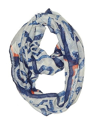 Fraas Scarf (view 1)