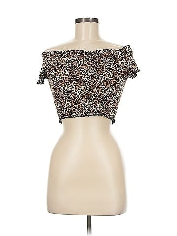 Kendall & Kylie Short Sleeve Top (view 1)