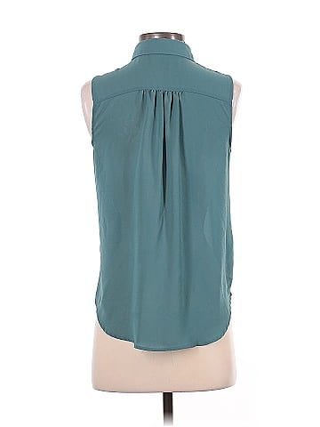 Pearl Sleeveless Blouse (view 2)