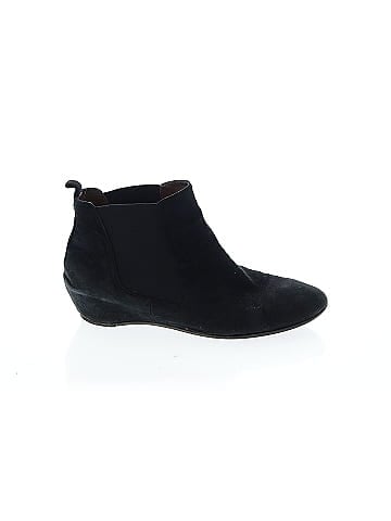 AQUATALIA Ankle Boots (view 1)