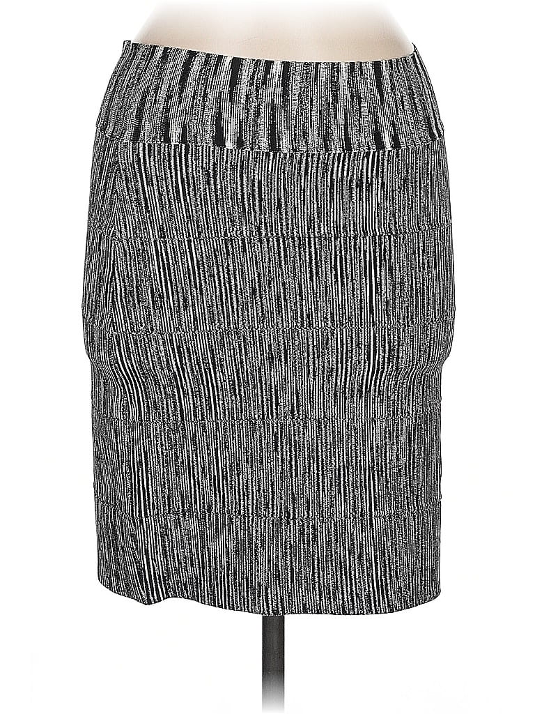 Click to view more detailed imagery on our partner's website Pre-owned Bcbgmaxazria Casual Skirt In Gray