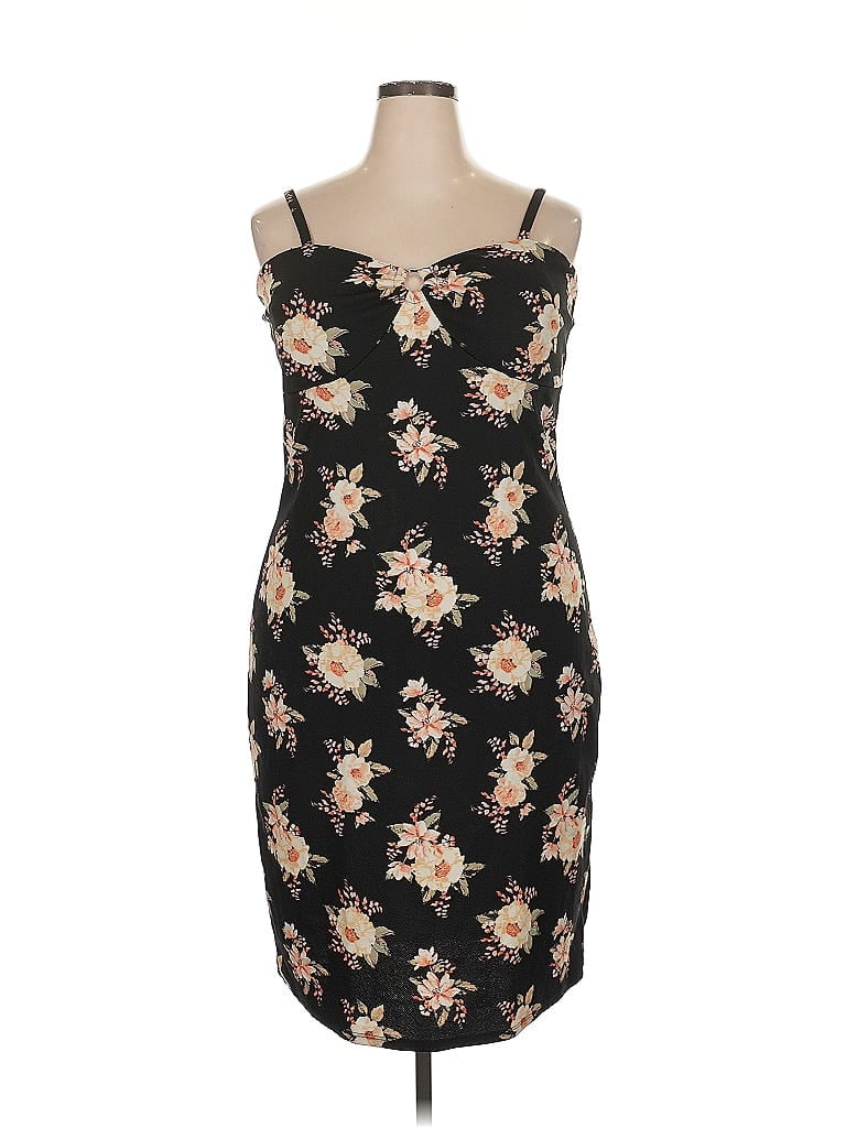 Pre-owned No Boundaries Cocktail Dress In Black