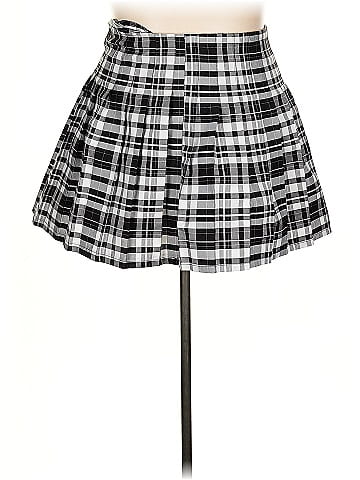 No Boundaries Casual Skirt (view 1)