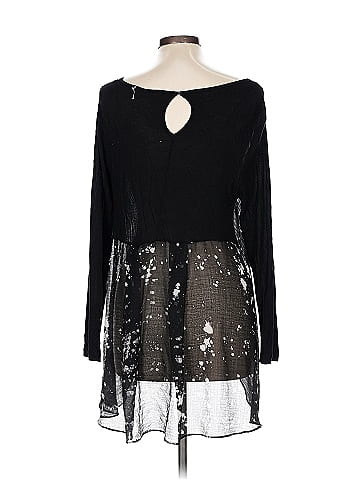 TWO by Vince Camuto Long Sleeve Blouse (view 2)