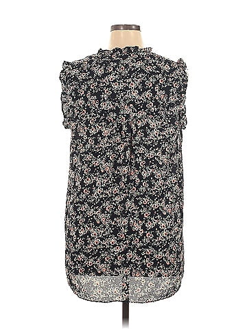 Everleigh Sleeveless Blouse (view 2)