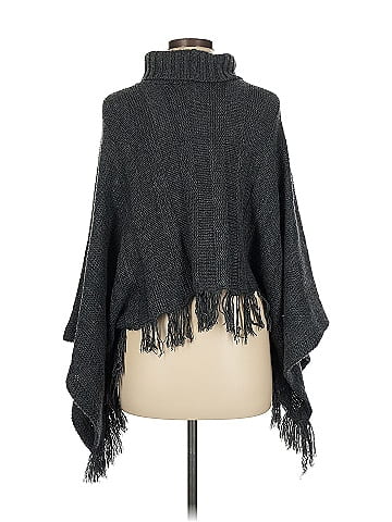 Bisou Bisou Poncho (view 2)