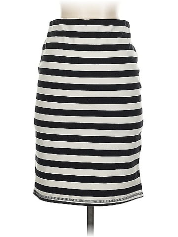 Old Navy Casual Skirt (view 2)