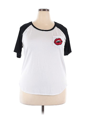 Hot Topic Short Sleeve T-Shirt (view 1)