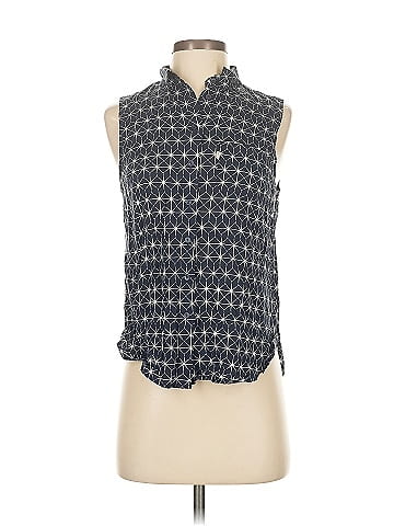Levi's Sleeveless Button-Down Shirt (view 1)