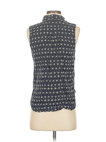 Levi's Sleeveless Button-Down Shirt (view 2)
