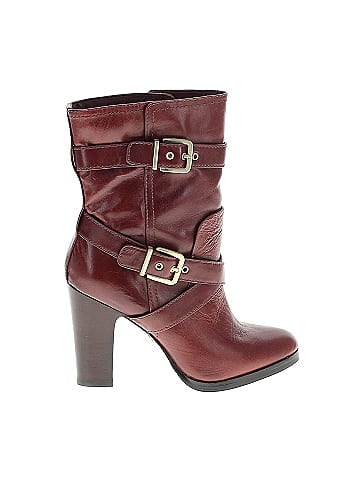 Pour La Victoire Ankle Boots (view 1)