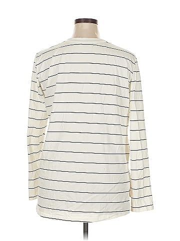 Amaryllis Long Sleeve T-Shirt (view 2)
