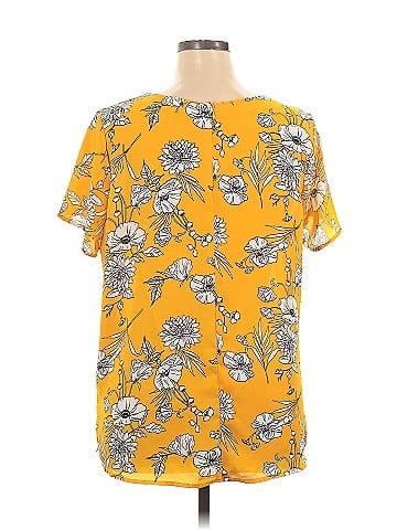 Daytrip Short Sleeve Blouse (view 2)
