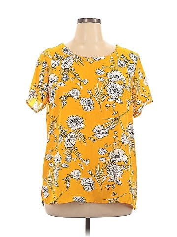 Daytrip Short Sleeve Blouse (view 1)