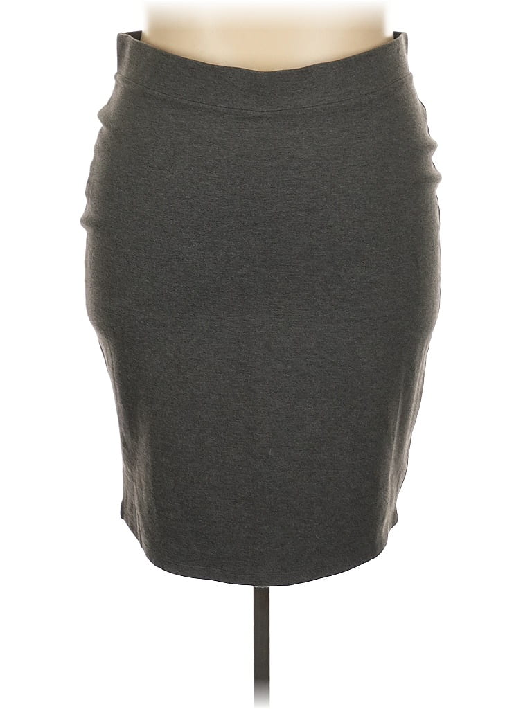 Pre-owned Old Navy Casual Skirt In Gray