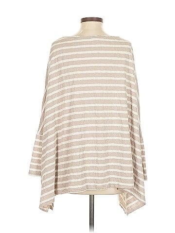 Easel Poncho (view 2)