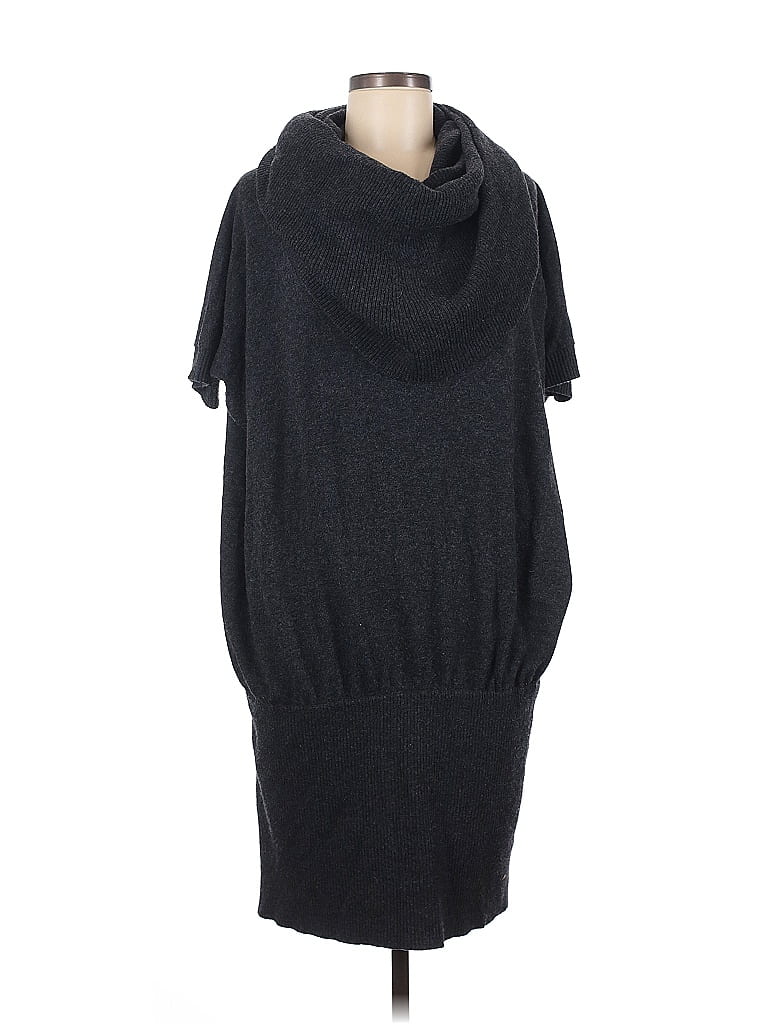 Pre-owned Banana Republic Poncho In Black