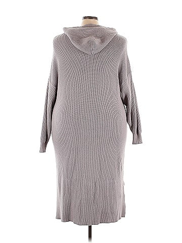 The Drop Poncho (view 2)