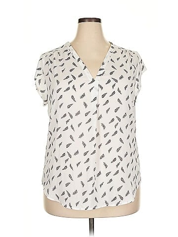 Fun2Fun Short Sleeve Blouse (view 1)