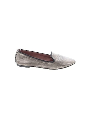 Barneys New York Flats (view 1)