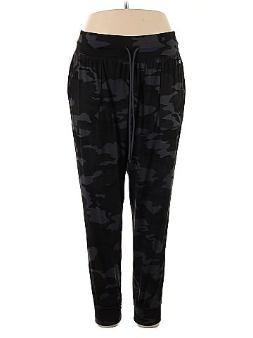 LIVI Active Pants (view 1)