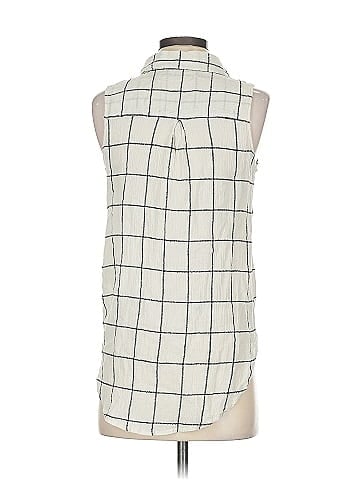 Isabella Sinclair Sleeveless T-Shirt (view 2)