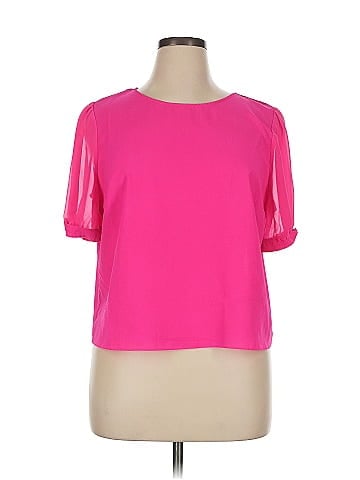 Bisou Bisou Short Sleeve T-Shirt (view 1)
