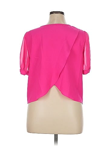 Bisou Bisou Short Sleeve T-Shirt (view 2)