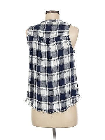 En Creme Sleeveless Blouse (view 2)