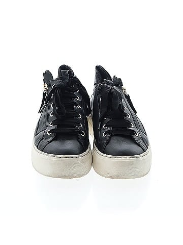 AGL Sneakers (view 2)
