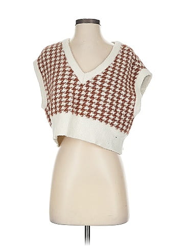 Kendall & Kylie Sweater Vest (view 1)