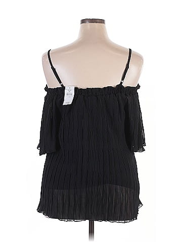 Daytrip Sleeveless Blouse (view 2)