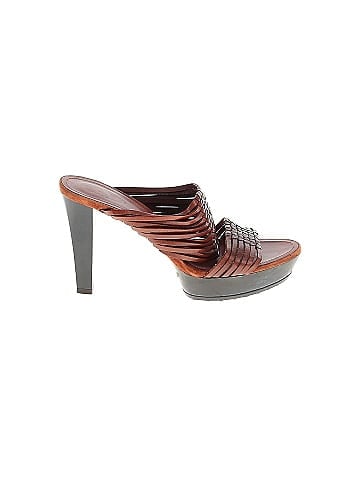 Tod's Heels (view 1)