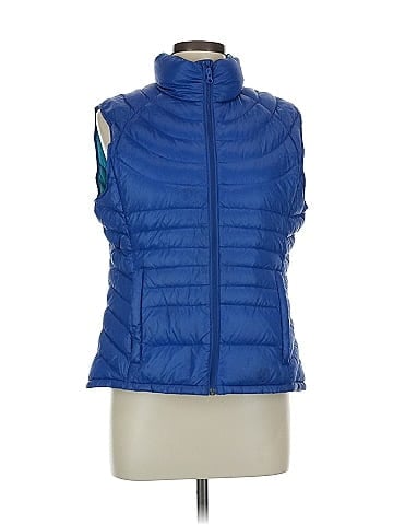 Bernardo Vest (view 1)