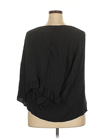 Andree by UNIT 3/4 Sleeve Top (view 2)