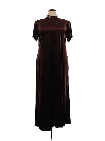 J.R. Nites Woman Casual Dress (view 1)