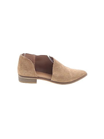 Crown Vintage Flats (view 1)