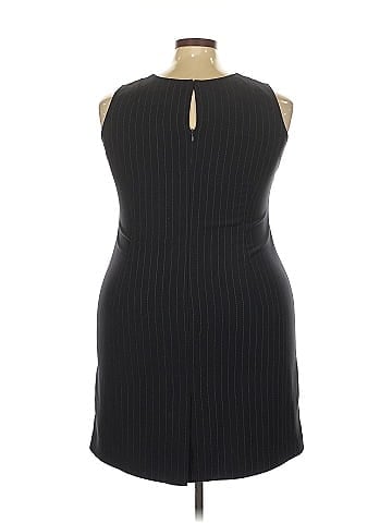 Amanda Smith Casual Dress (view 2)
