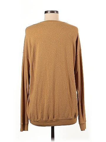 Alo Yoga Pullover Sweater (view 2)