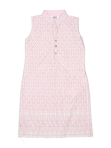 Assorted Brands Sleeveless Button-Down Shirt (view 1)