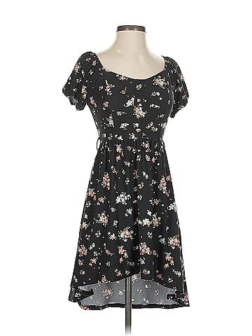 No Boundaries Casual Dress (view 1)
