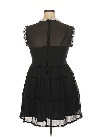 Hot Topic Casual Dress (view 2)