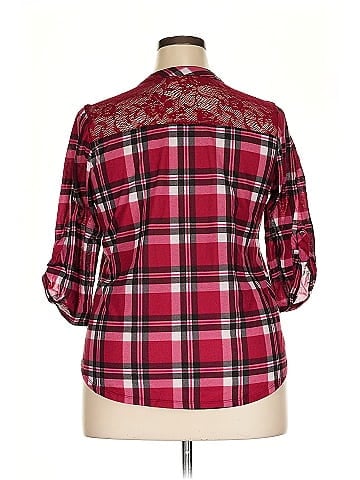 Bobbie Brooks 3/4 Sleeve Button-Down Shirt (view 2)