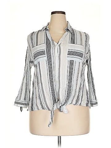 Fortune + Ivy 3/4 Sleeve Button-Down Shirt (view 1)