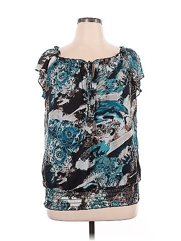 Judith Short Sleeve Blouse (view 1)