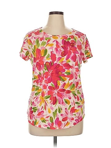 Jessica Simpson Short Sleeve T-Shirt (view 1)