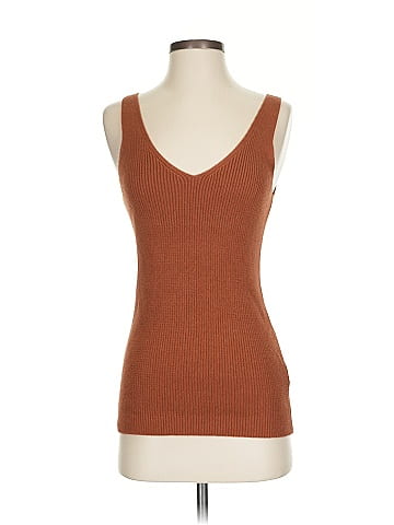 Elizabeth and James Tank Top (view 1)